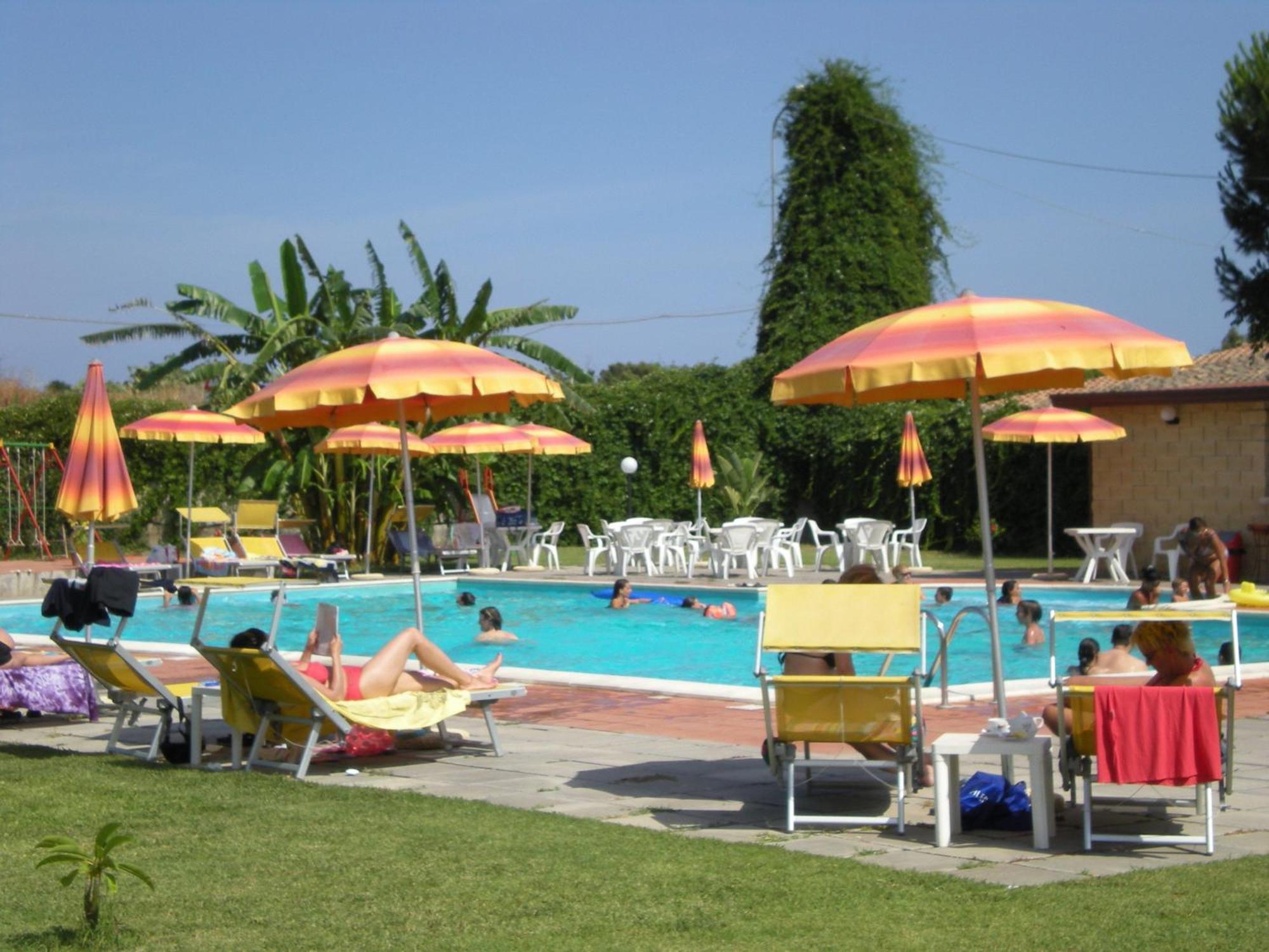 Villaggio Artemide Giardini Naxos Esterno foto