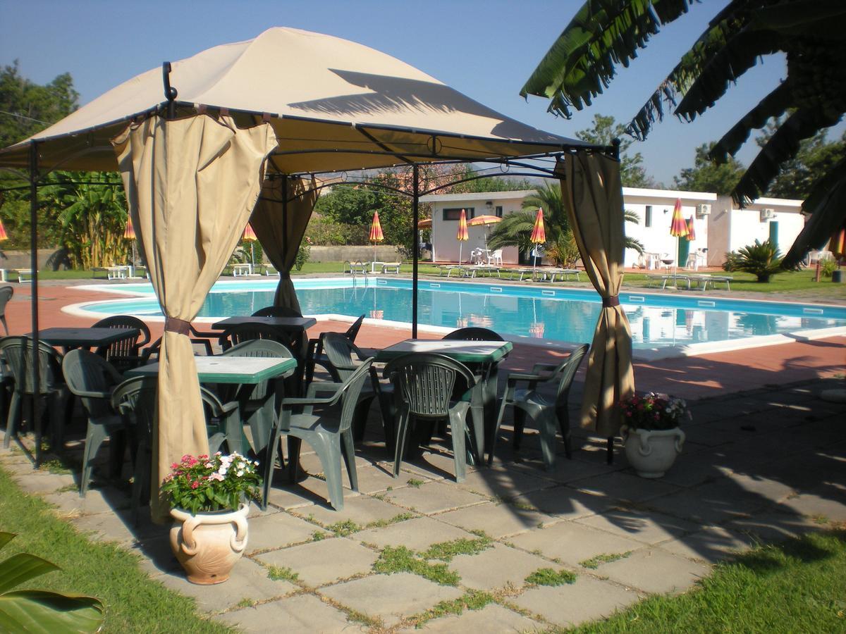 Villaggio Artemide Giardini Naxos Esterno foto