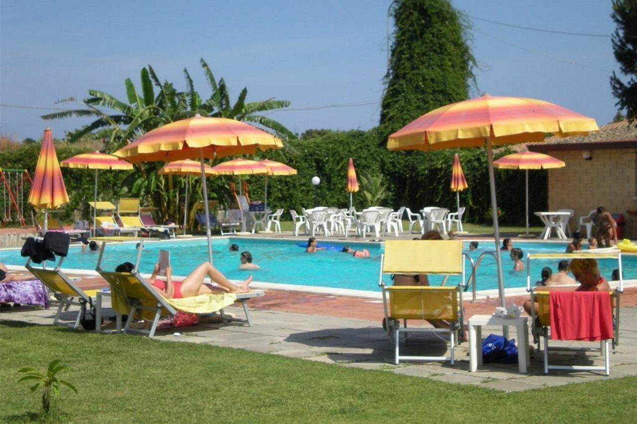 Villaggio Artemide Giardini Naxos Esterno foto